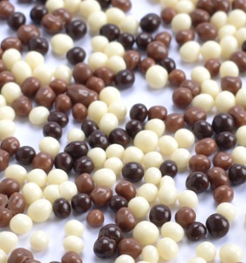 Krõbedad teraviljapallid erinevates šokolaadides 125g